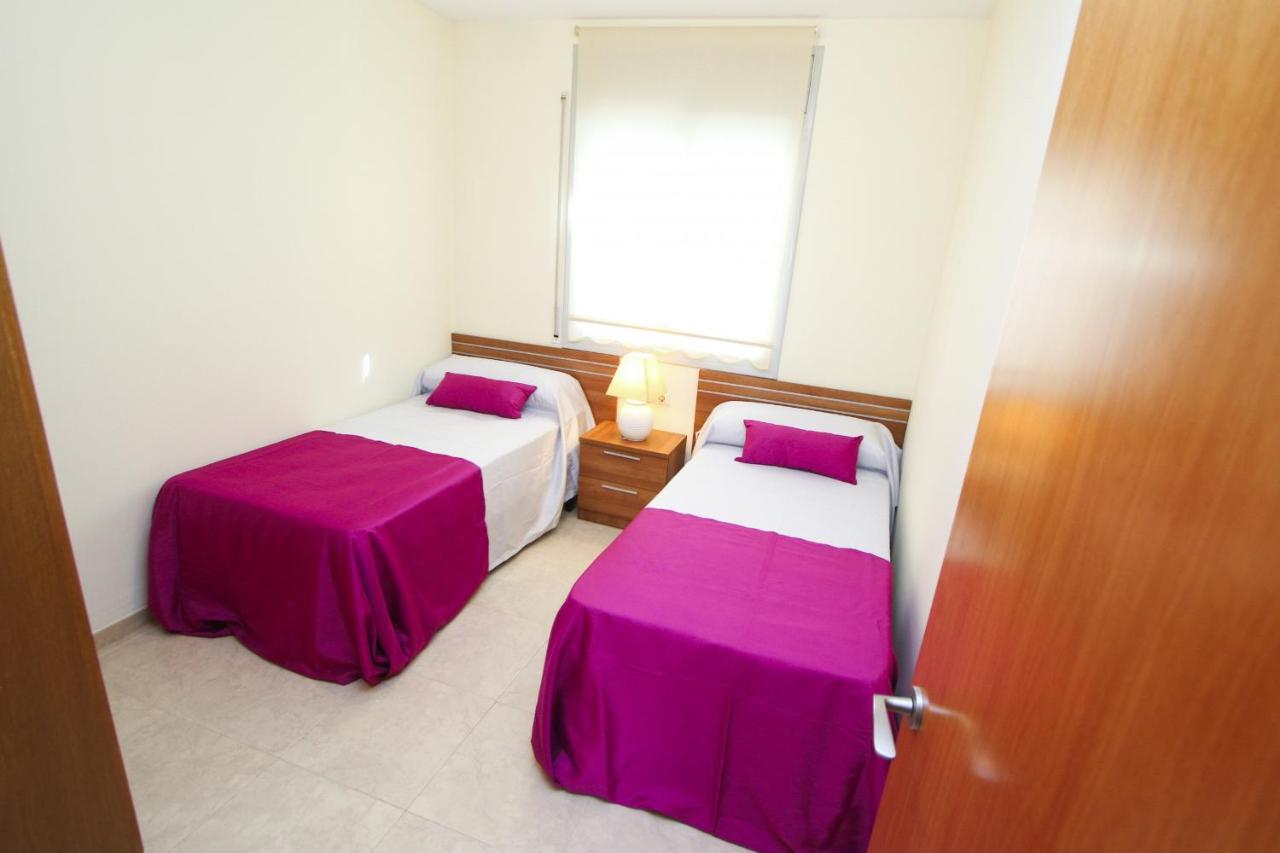 Roura 2 Planet Costa Dorada Apartment ลาปีเนดา ภายนอก รูปภาพ